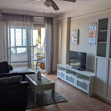 With Sea View With 2 Bedrooms 托雷维耶哈